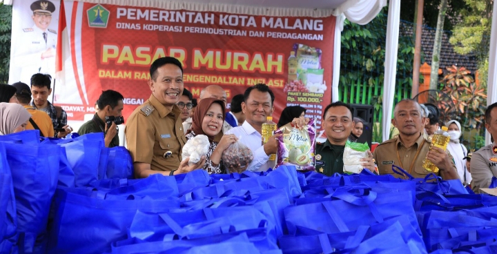 Redam Gejolak Harga, Pj.Walikota Malang Kembali Gelontorkan Pasar Murah